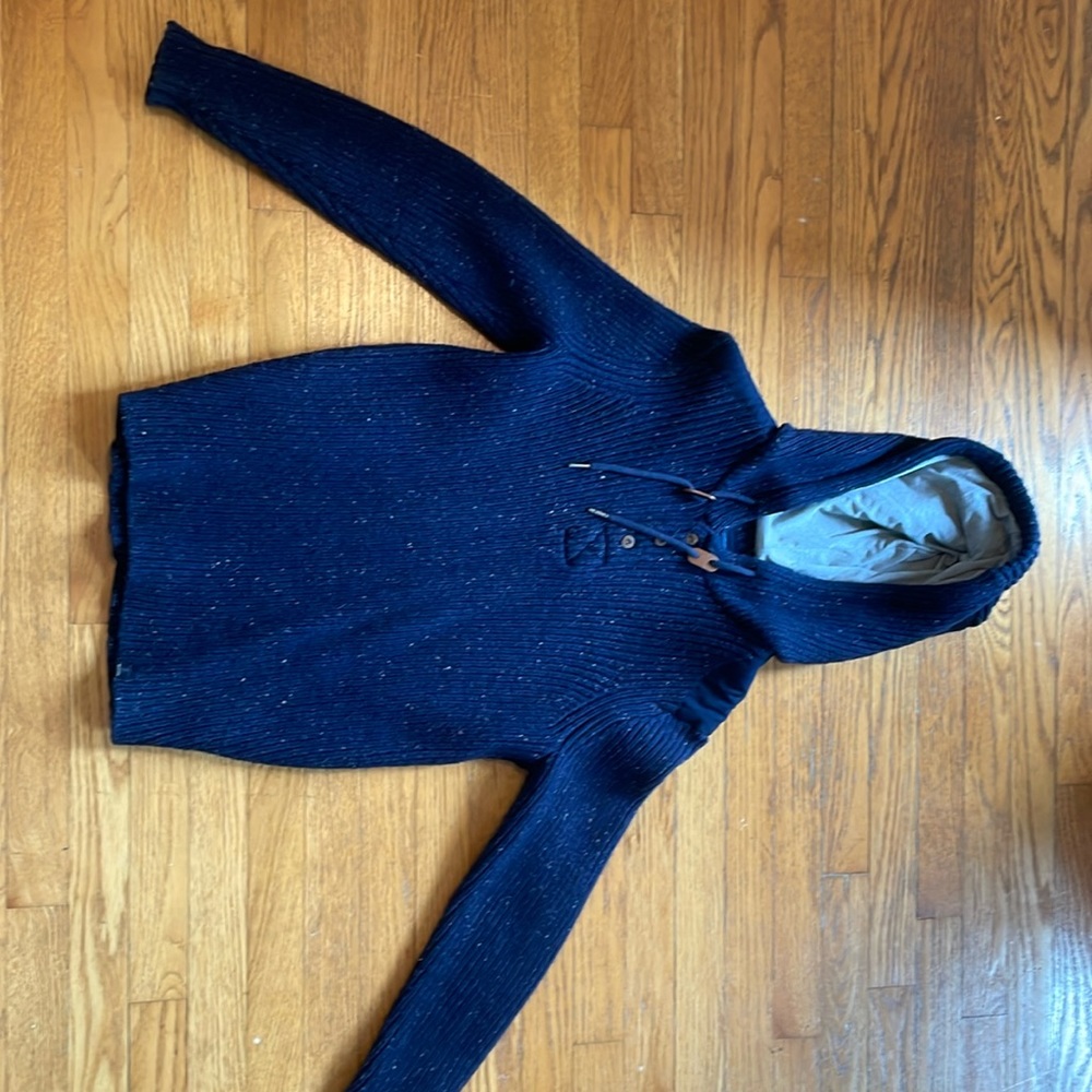 Like New, barely worn.  Prana Hooded Henley Lambswool Sweater Size M